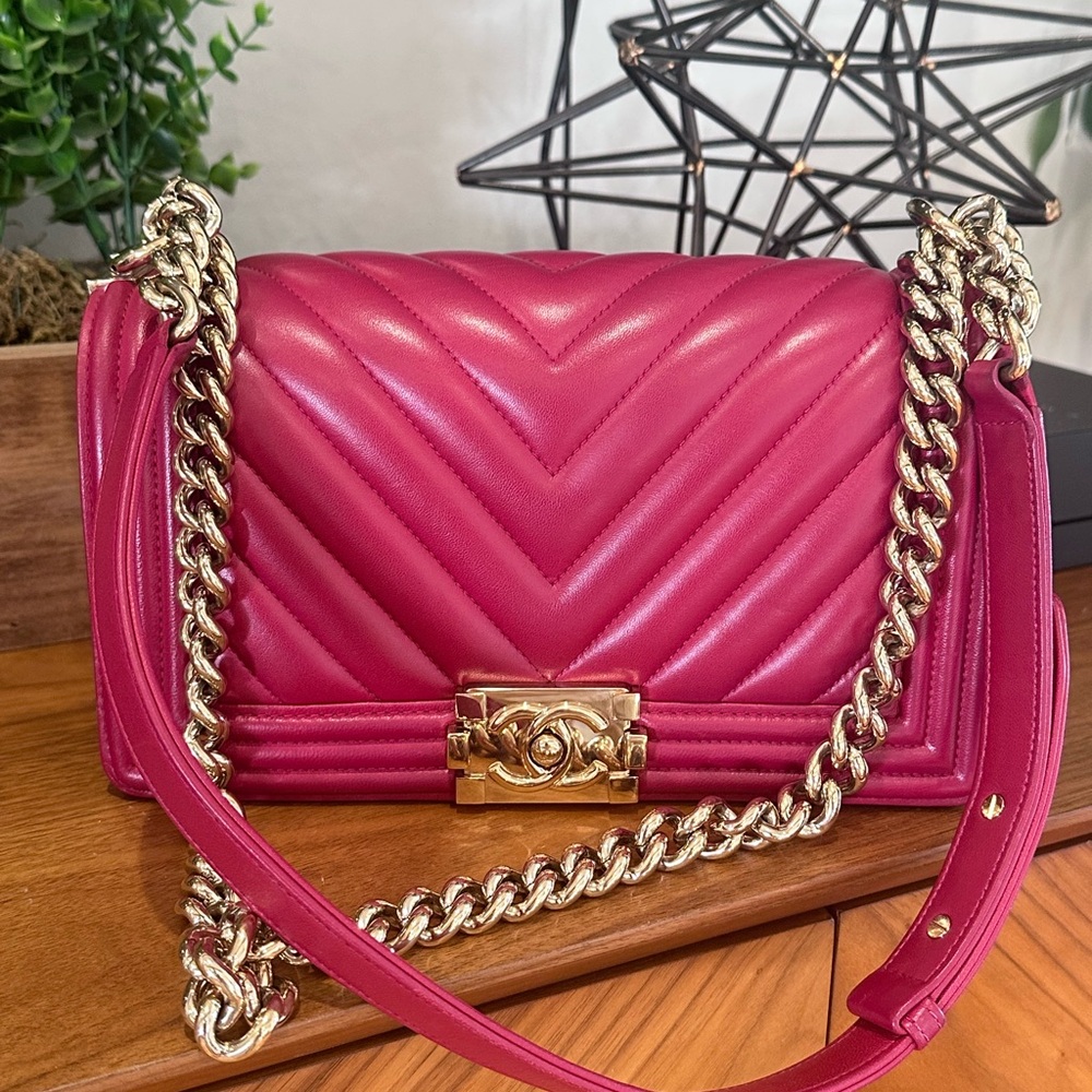 SALE….Chanel Leboy Chevron Lambskin Old Medium Size
